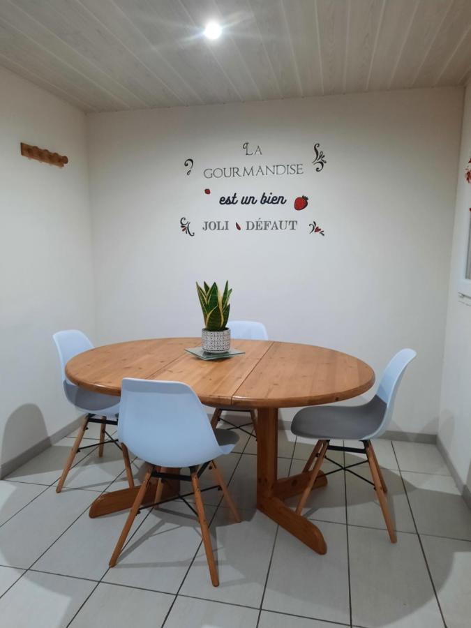 Gîte ma vie là avec jacuzzi privatif Saint-Julien-de-Cassagnas Extérieur photo