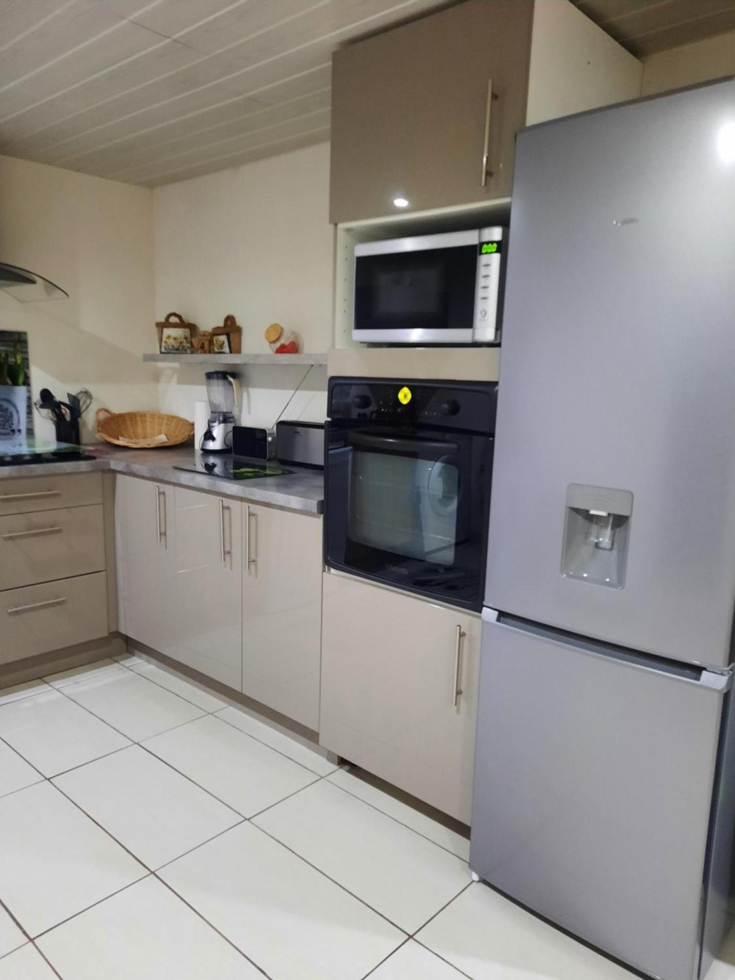 Gîte ma vie là avec jacuzzi privatif Saint-Julien-de-Cassagnas Extérieur photo