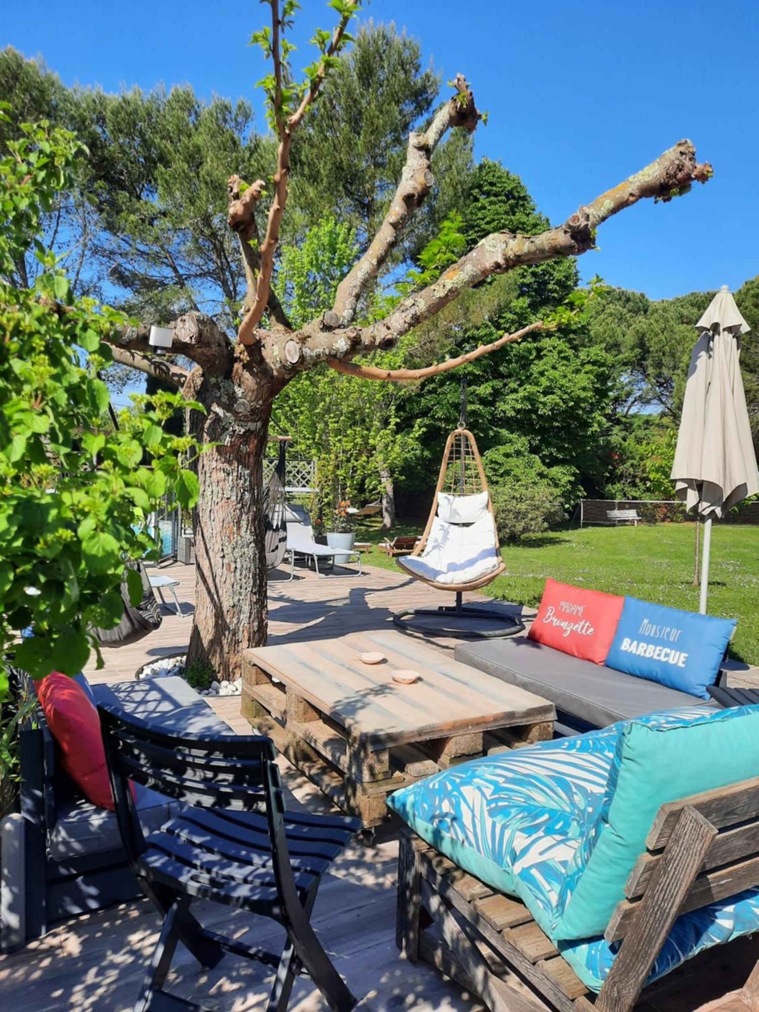 Gîte ma vie là avec jacuzzi privatif Saint-Julien-de-Cassagnas Extérieur photo