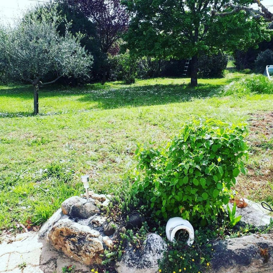 Gîte ma vie là avec jacuzzi privatif Saint-Julien-de-Cassagnas Extérieur photo