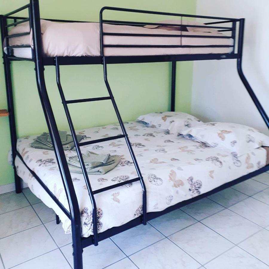 Gîte ma vie là avec jacuzzi privatif Saint-Julien-de-Cassagnas Extérieur photo